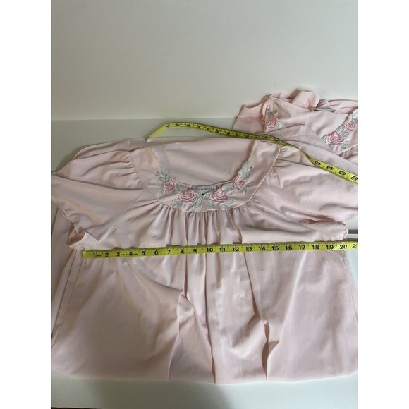 Vintage Nightgown/Robe Set Women’s Size Medium Shadowline Pink Nylon Rose Trim - Picture 11 of 13